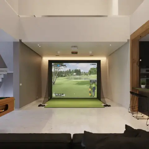 Rain or Shine Golf Trackman iO SwingBay